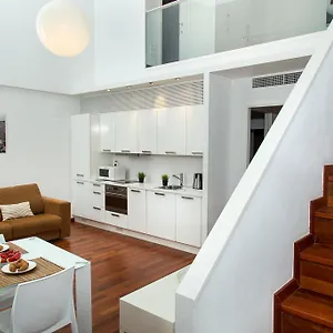 https://design-apartment-les-corts.topbarcelonahotels.com